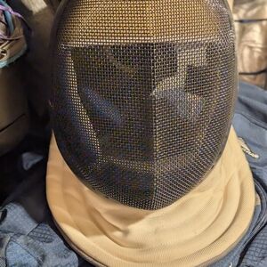 Blue Gauntlet Saber Fencing Mask Size M. Worn By My Teen Son For A Class Only.
